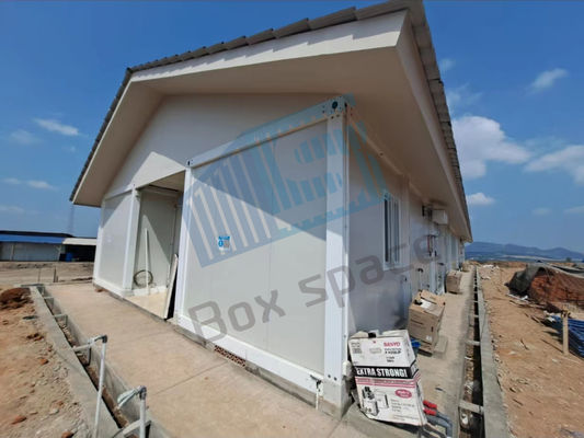 ボックススペース オーダーメイドサイズ モダン フラットパック コンテナ 6x3m ポータブルキャビン プリファブ 貨物 コンテナ ハウス アパート